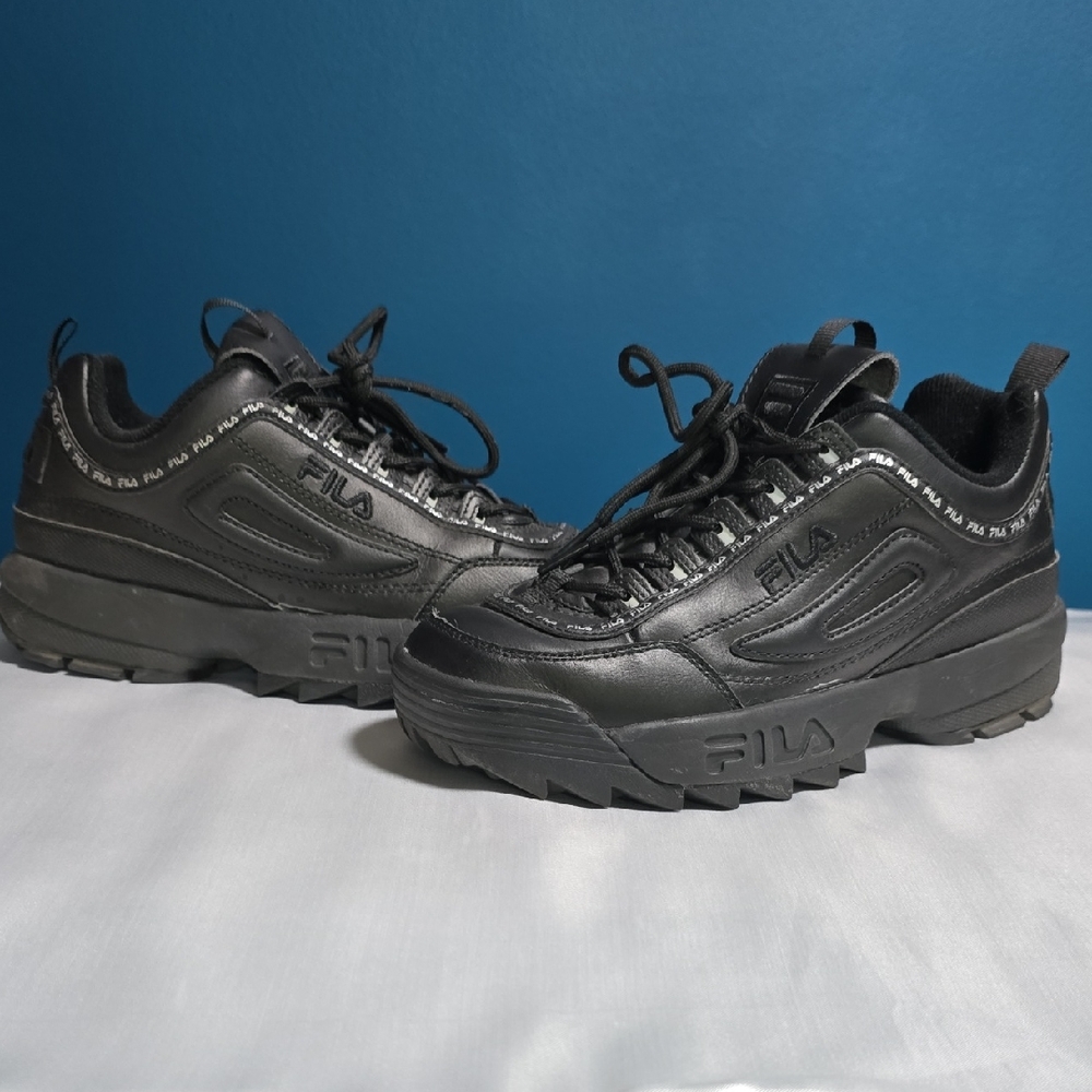 Fila Women's Black Chunky Sneakers